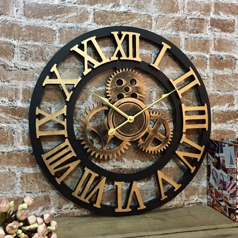 Horloge murale engrenages chiffres romains Galdo métal noir doré mur brique