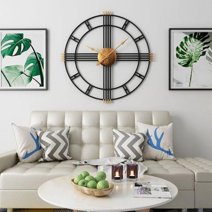 horloge murale design industriel metal noir et bois salon moderne grande pendule decorative cercle geometrique