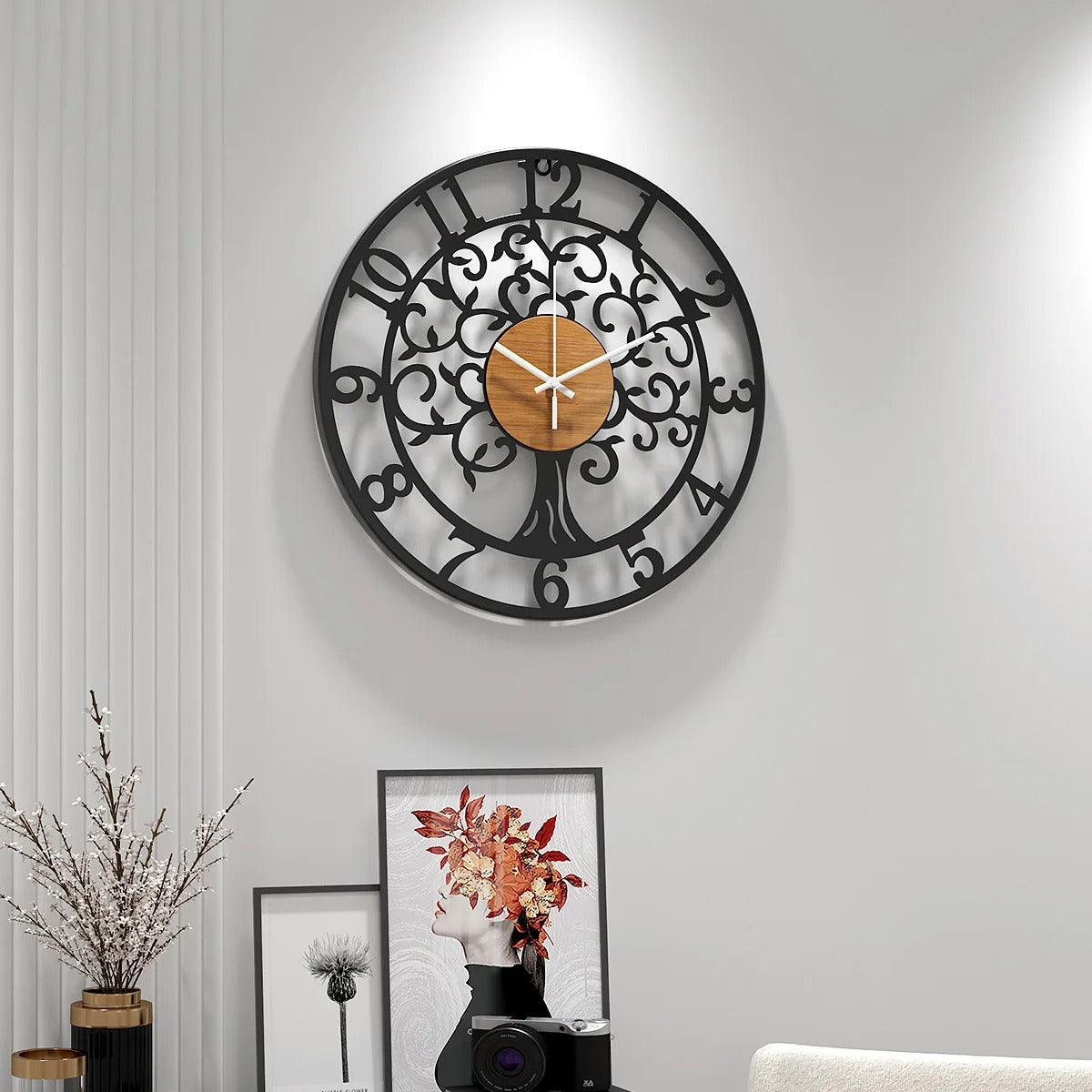 Horloge murale arbre de vie métal noir centre bois salon décoré