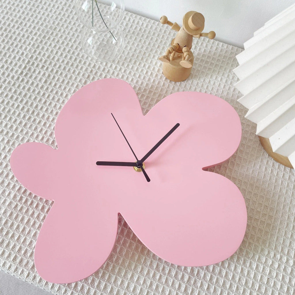 horloge murale fleur rose design minimaliste chambre enfant fille décoration murale originale