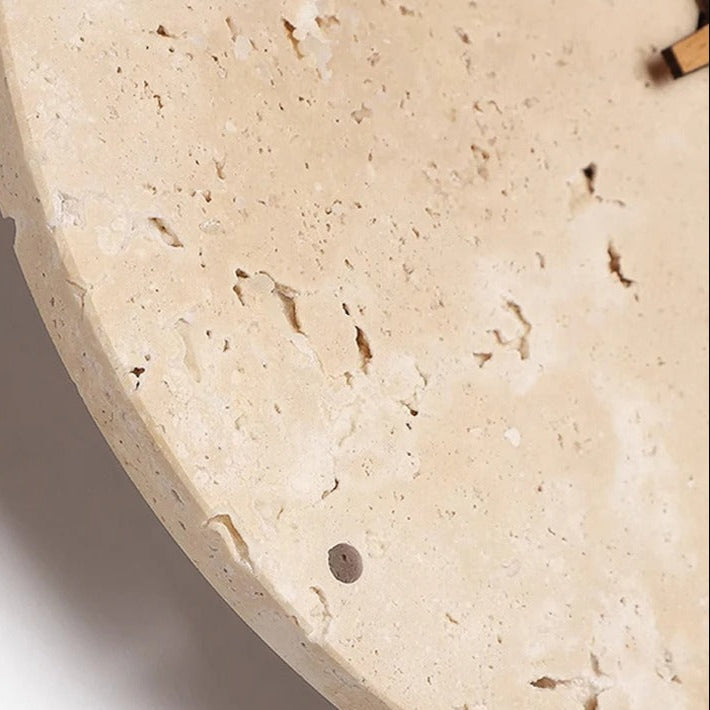 horloge pierre de travertin