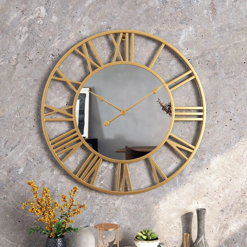 horloge murale dorée géante chiffres romains avec miroir design industriel salon