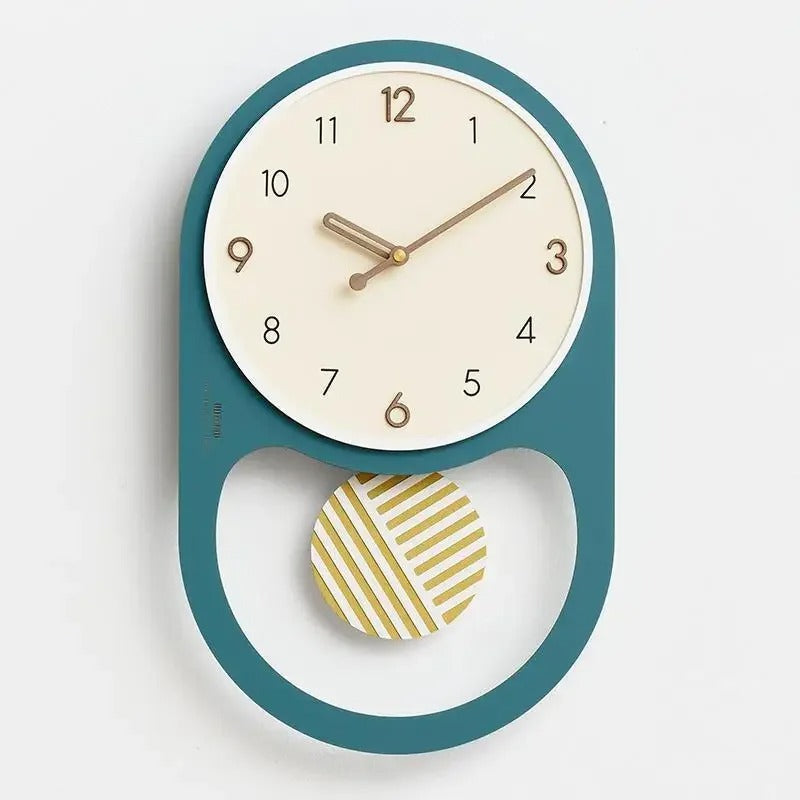 Horloge murale à balancier bleu canard cadran crème chiffres arabes